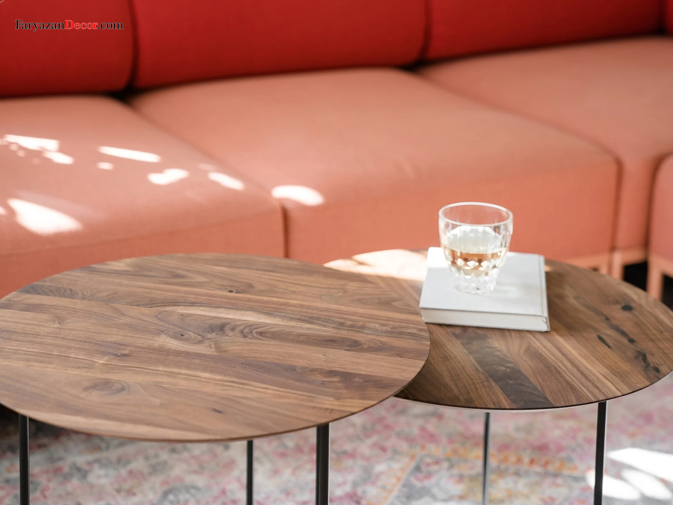 میزعسلی بلوط فریازان دکور مدل walnut 18 میز جلو مبلی فریازان دکور مدل walnu